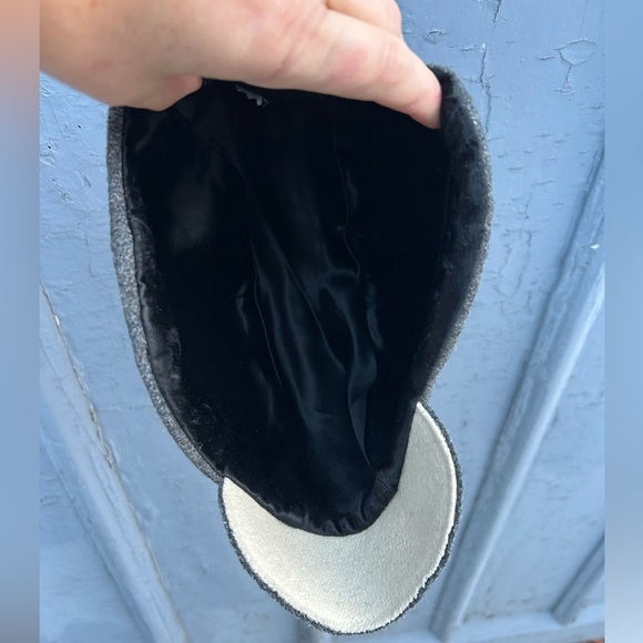 Wildhagen Handmade in Canada Grey Wool Hat - Picture 11 of 11